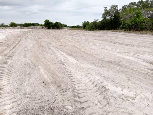 Terrassement et préparation de plateforme — photo 11 sur 15